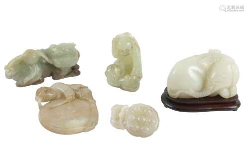A GROUP OF CHINESE CELADON JADE CARVINGS.