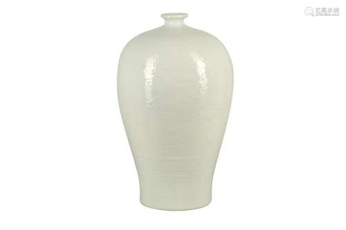 A LARGE CHINESE MEIPING BLANC DE CHINE VASE