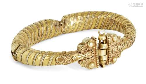 Bracelet en or seldjoukide, Iran, XIIe siècle, construit à p...