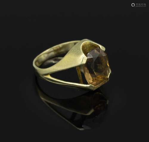 14 kt gold ring with topaz, YG 585/000