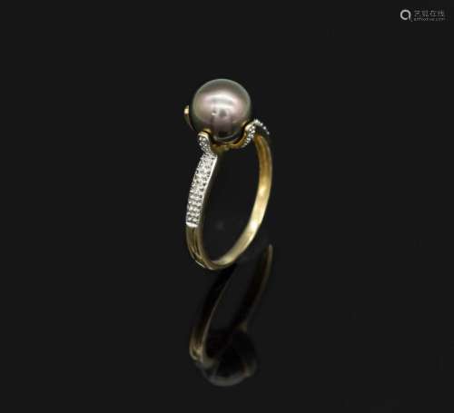 14 kt gold ring with cultured tahitian pearl and diamonds