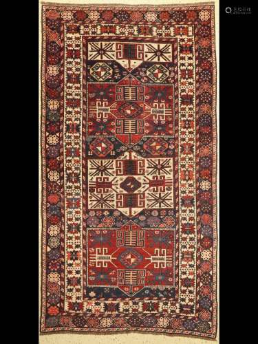 Baku-Shirvan antique, Caucasus, around 1900, wool on