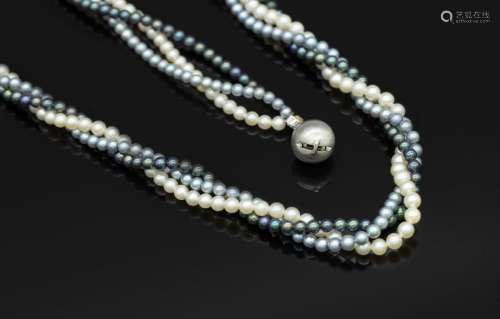 3-row Akoja cultured pearl necklace