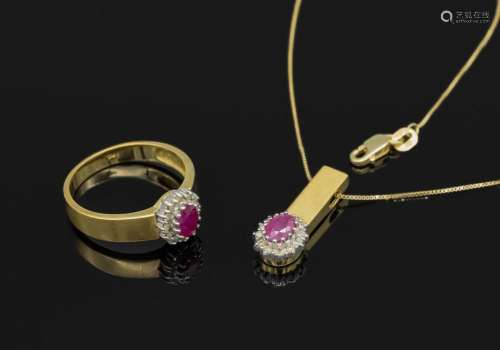 18 kt gold jewelry set with rubies and diamonds