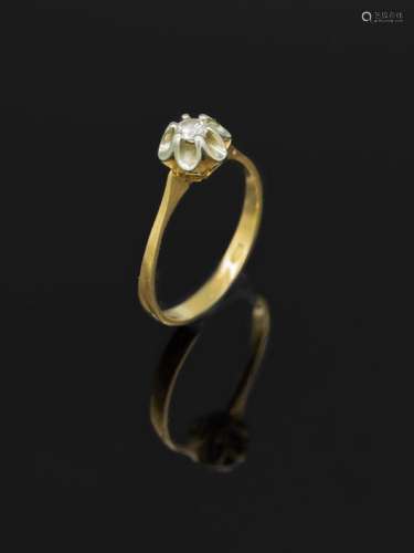 18 kt gold ring with brilliant