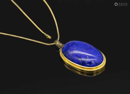 18 kt gold pendant with lapis lazuli-cabochon