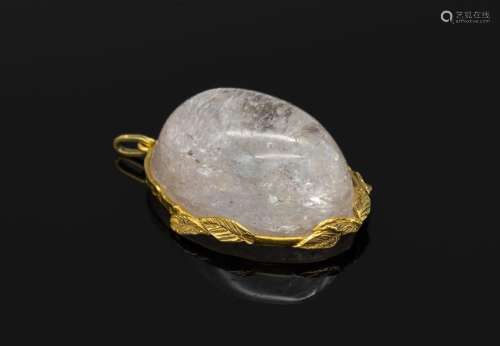 Big 18 kt gold pendant with rose quartz