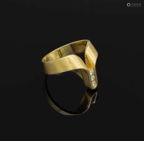 18 kt gold brilliant ring