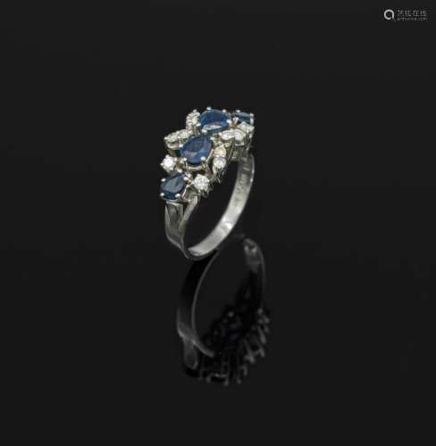 14 kt sapphire-brilliant-ring