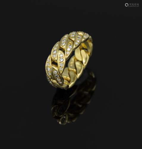 18 kt gold chain ring with diamonds