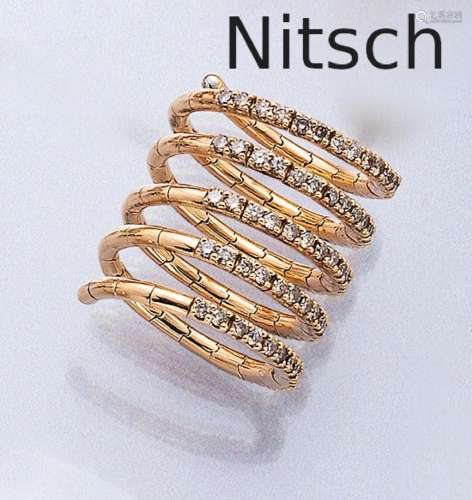 18 kt gold NITSCH ring with brilliants