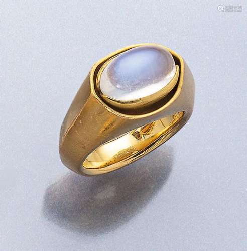18 kt gold ring with labradorite, YG 750/000, tested