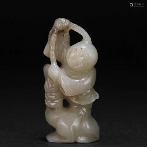 CHINESE WHITE JADE FIGURES TABLE ITEM