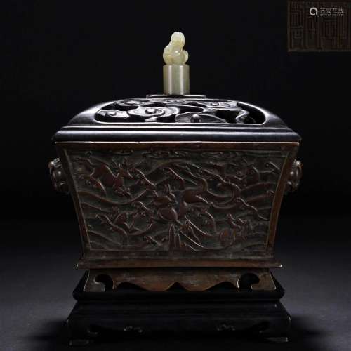 CHINESE BRONZE SQUARE CENSER WITH ZITAN JADE KNOT LID