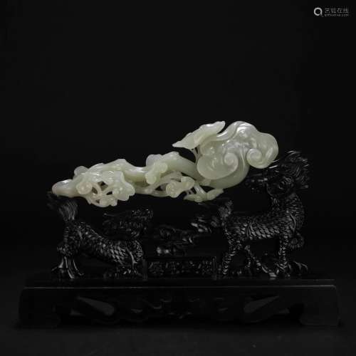 CHINESE CELADON JADE RUYI LINGCHI WITH ROSEWOOD STAND