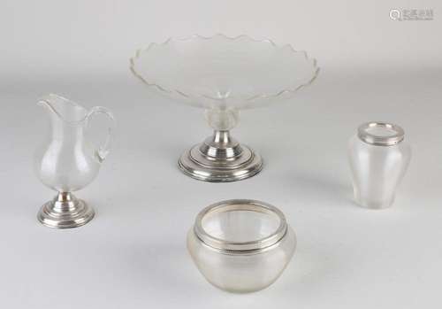 Lot Frisian glass with silverware