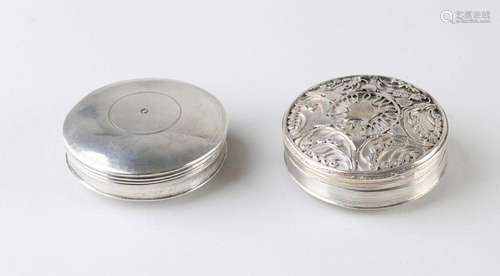 2 Silver Peppermint Box