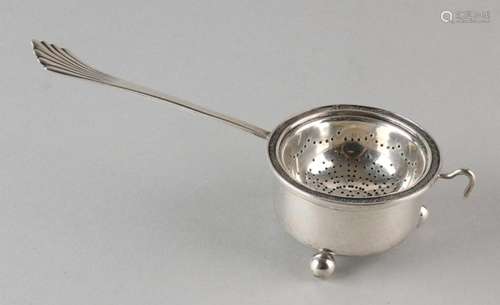 Silver tea strainer + drip tray