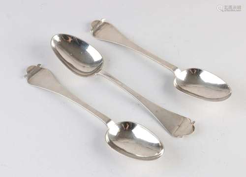 3 silver spoons