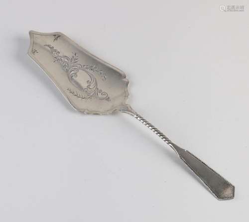 Silver cake shovel, 1910