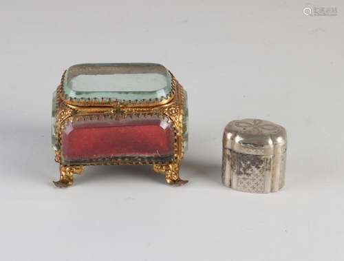 Snuff box & jewelry box