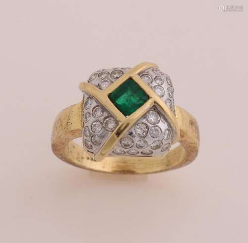 Gold ring with emerald and diamond