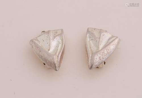 Silver ear clips, Lapponia