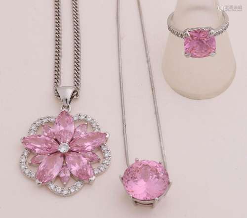 Lot of silver jewelry with pink stone