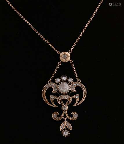 Gold necklace and pendant with rose diamonds