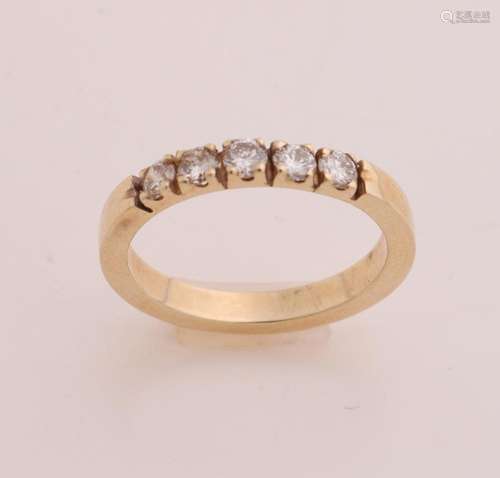 Gold ring with diamond