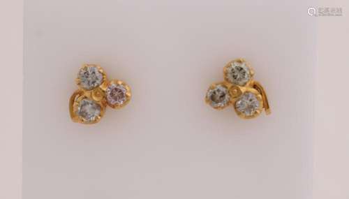 Gold ear studs with diamonds