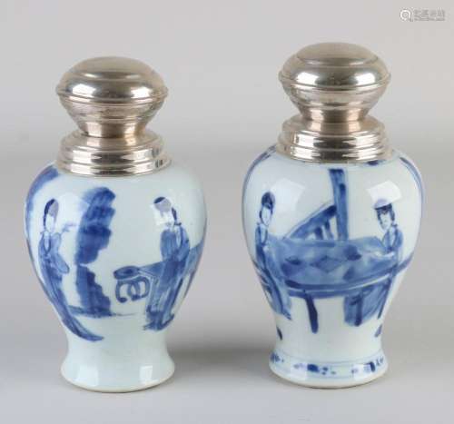 Two 17th - 18th century Chinese Kang Xi tea canisters