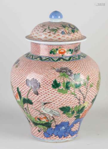 18th century Chinese lidded pot, H 36 x Ø 24 cm.