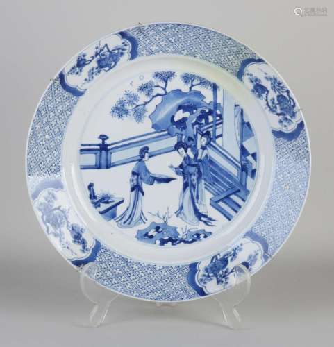 Chinese Kang Xi dish Ø 26 cm.