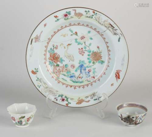 Lot 18th century Chinese porcelain (3x)