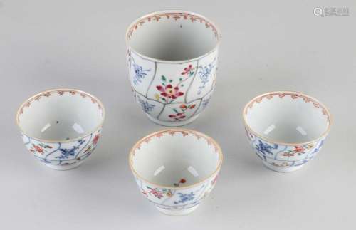 4x 18th Century Family Rose cups