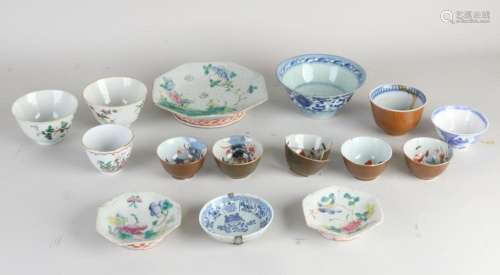 Lot of antique Chinese porcelain