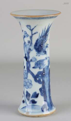 18th century Chinese vase, H 18 cm.