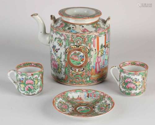 Lot Chinese porcelain (4x)