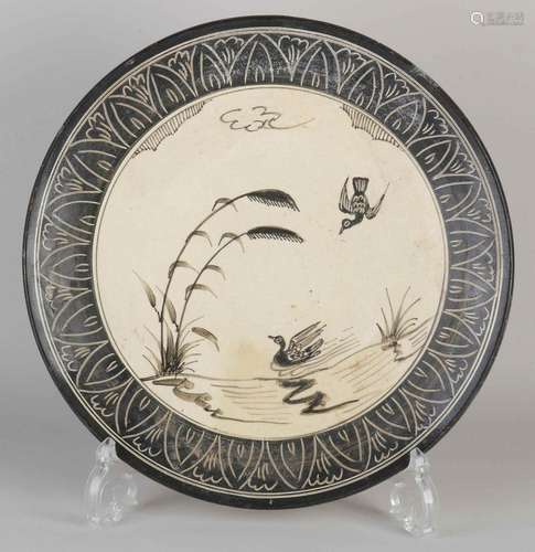 Chinese Sung dish with water birds Ø 29.3 cm.