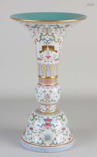 Chinese vase, H 29.5 cm.