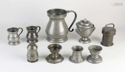 Lot of antique pewter (9x)