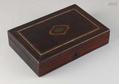 Rosewood lidded box