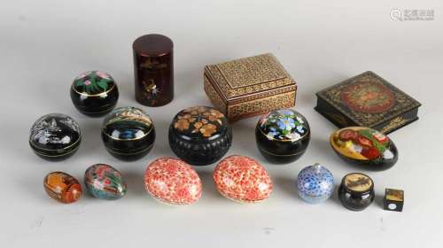 Lot Russian/Oriental lacquer (15x)