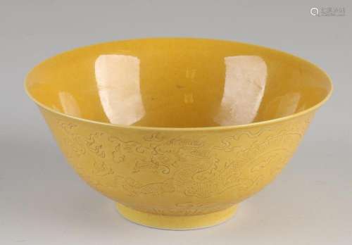 Chinese dragon bowl Ø 15 cm.