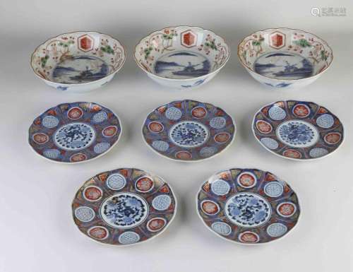 8x Antique Japanese Imari porcelain