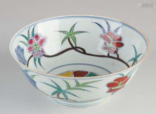 Chinese bowl Ø 18.5 cm.