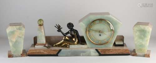 Three-piece clock set, 1930