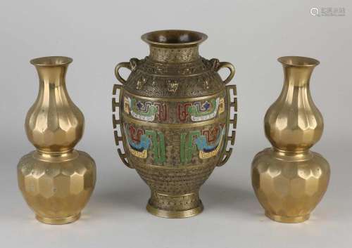 Three Chinese/Japanese bronze vases