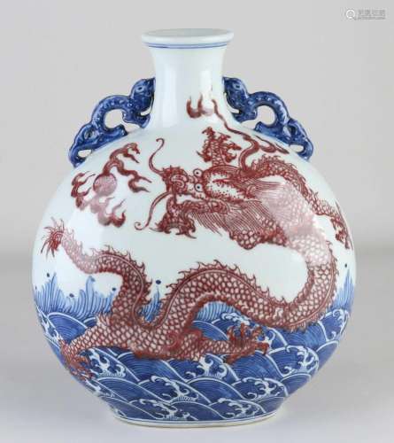 Chinese moon/pilgrim vase, H 28 cm.
